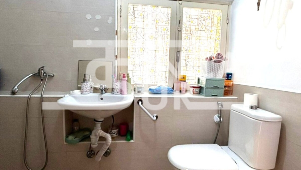 WhatsApp Image 2025-11-21 at 10.10.35 (1)